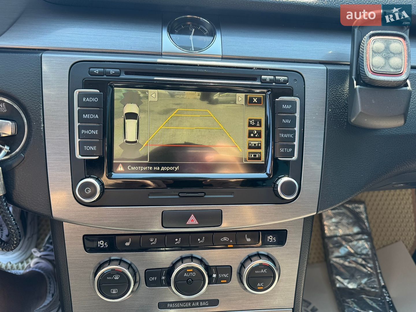 Volkswagen Passat 2014 VIN WVWZZZ3CZFE008379 фото оголошення 17 з 28