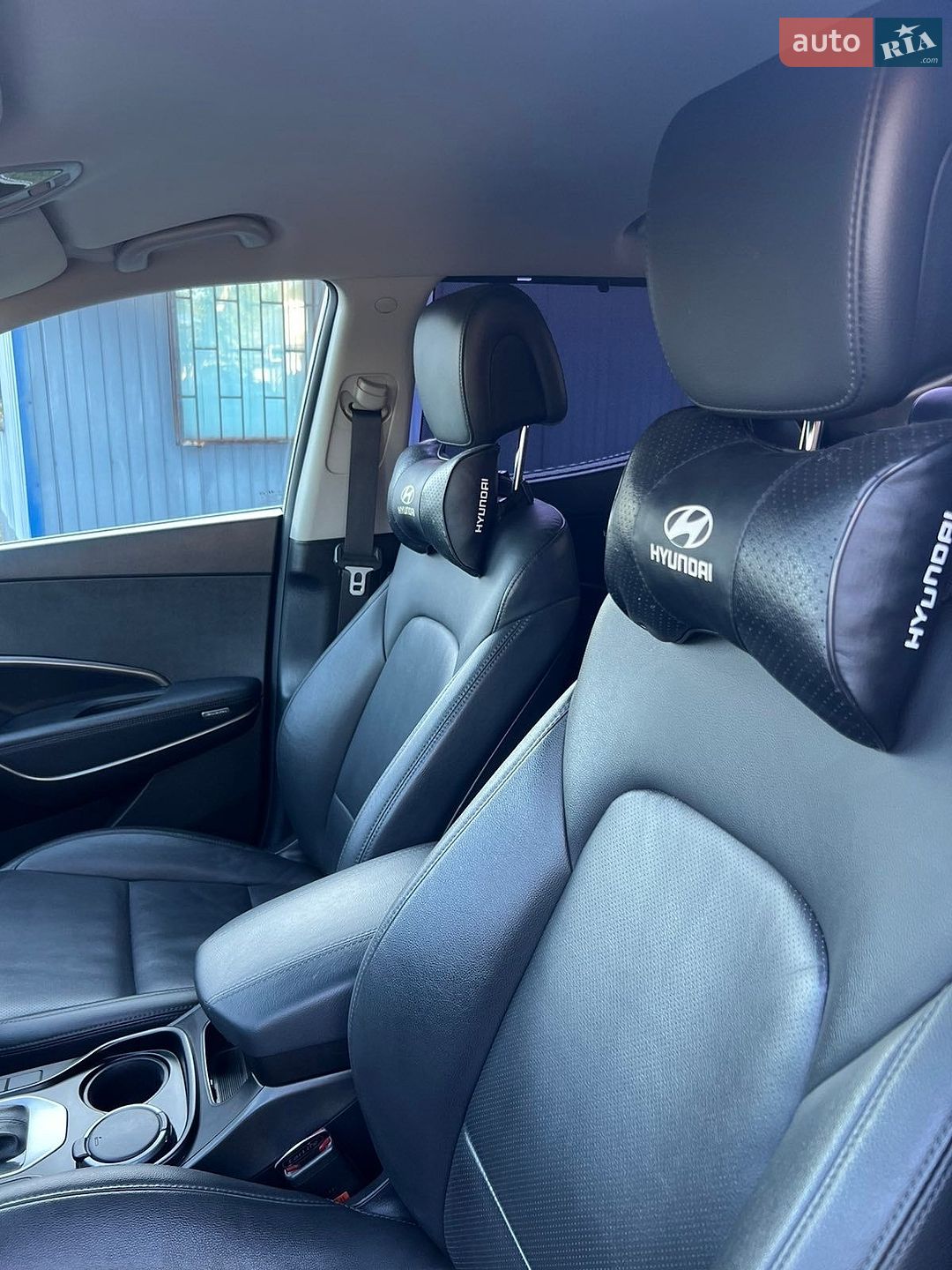 Hyundai Santa FE 2016 VIN KMHSW81UBGU680367 фото оголошення 2 з 15