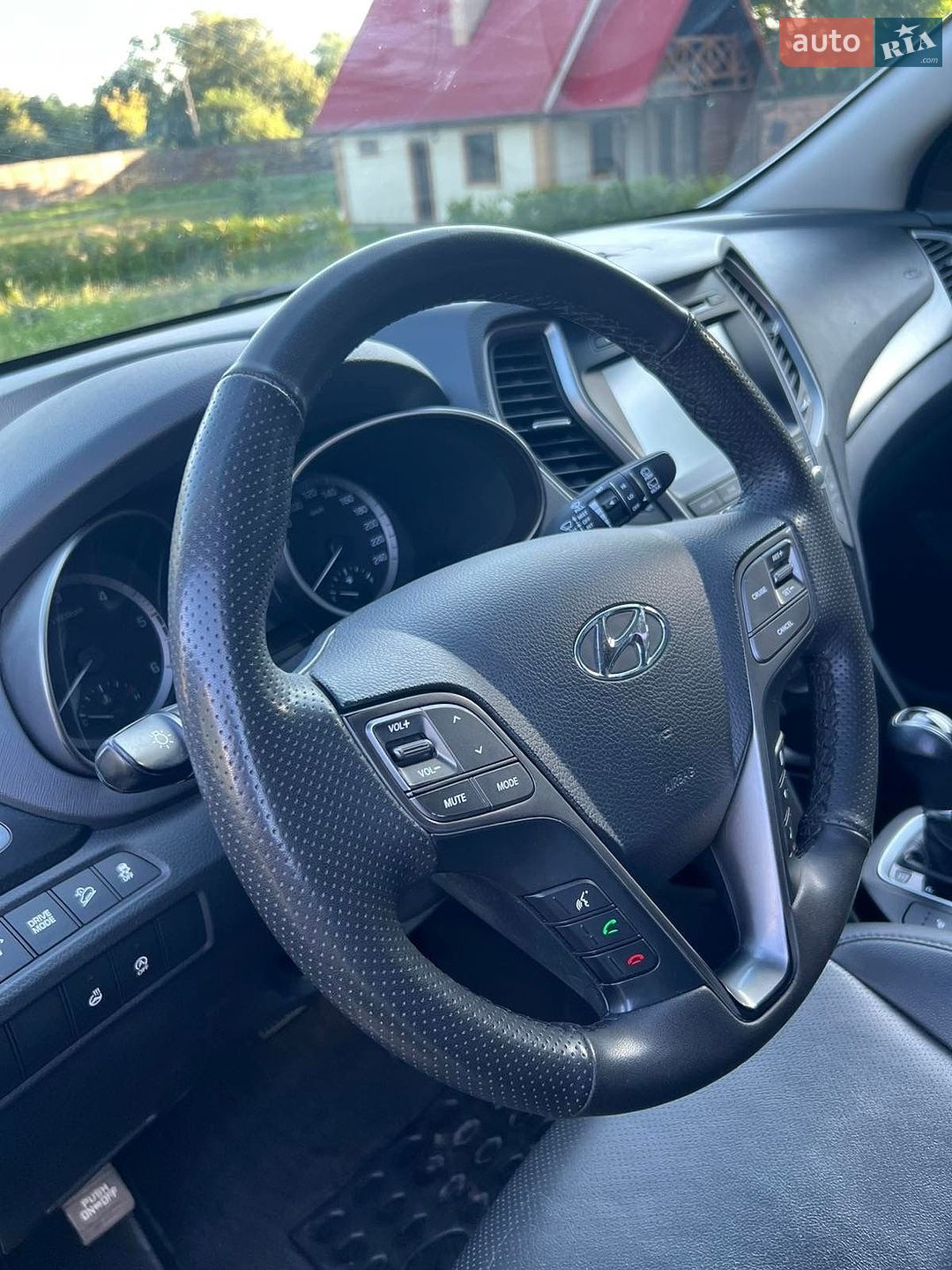Hyundai Santa FE 2016 VIN KMHSW81UBGU680367 фото оголошення 5 з 15