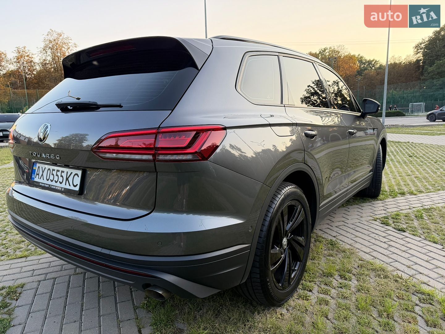 Volkswagen Touareg 2021 VIN WVGZZZCRZND010028 фото оголошення 6 з 27