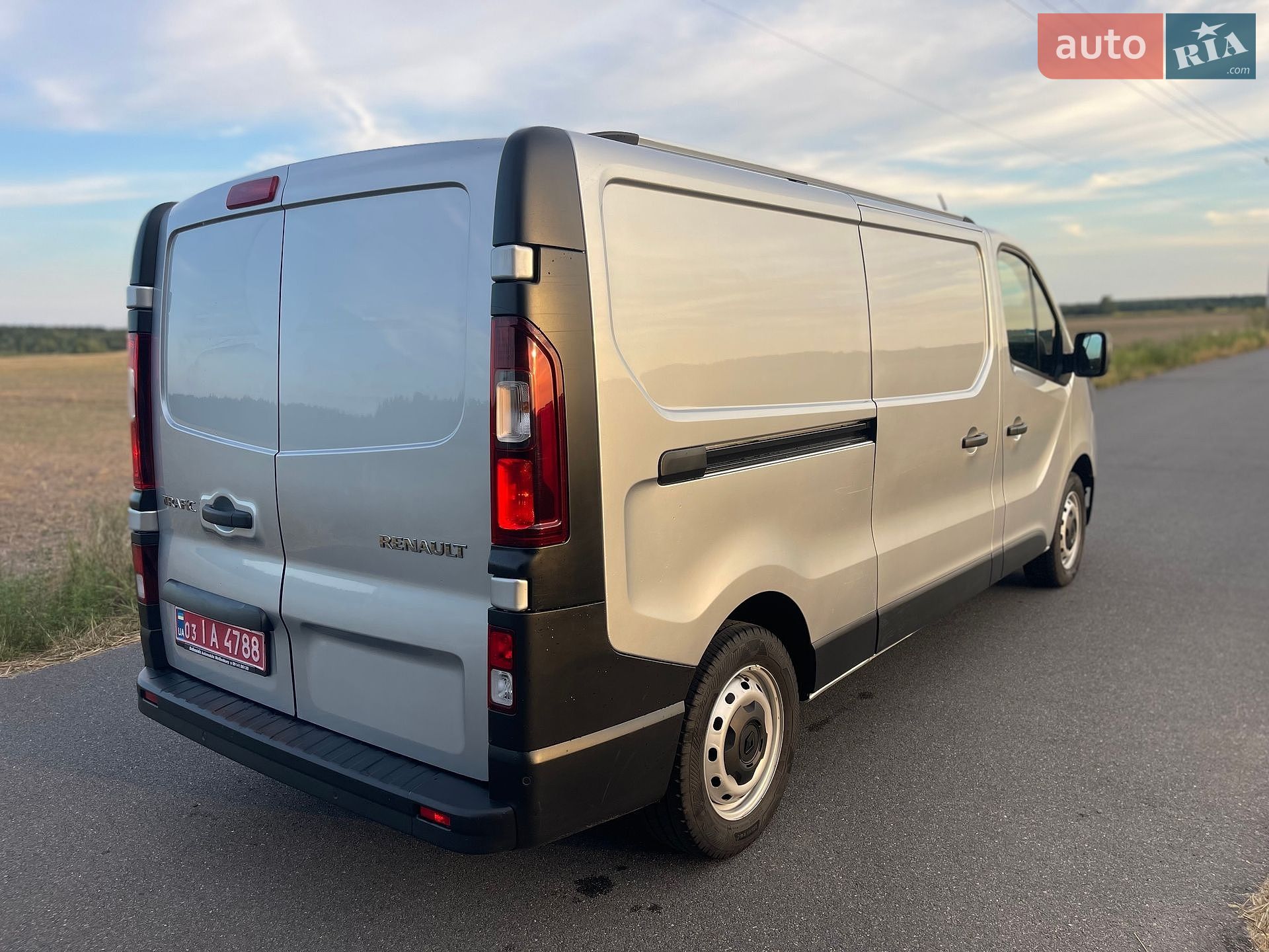 Renault Trafic 2023 VIN VF1FL000270484182 фото оголошення 23 з 56
