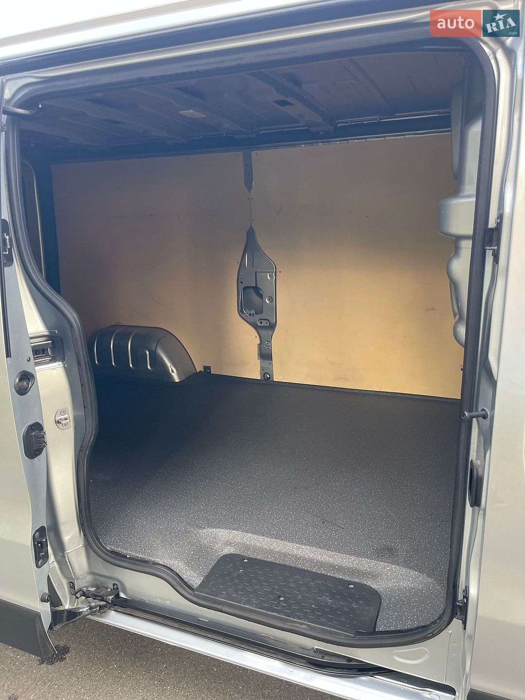 Renault Trafic 2023 VIN VF1FL000270484182 фото оголошення 36 з 56