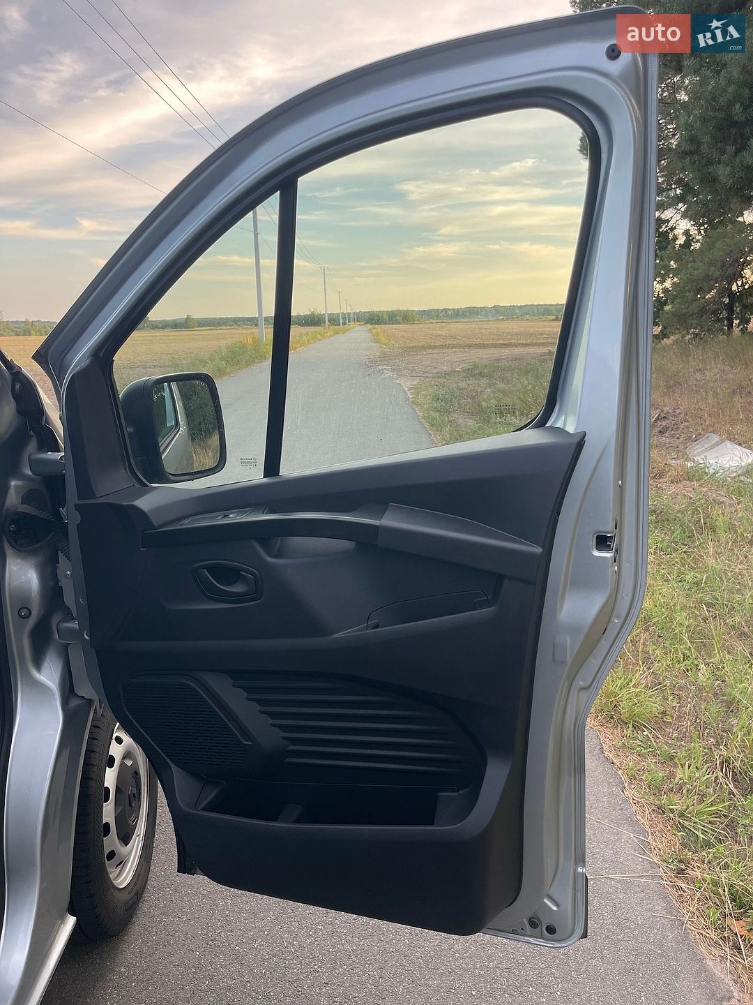 Renault Trafic 2023 VIN VF1FL000270484182 фото оголошення 39 з 56