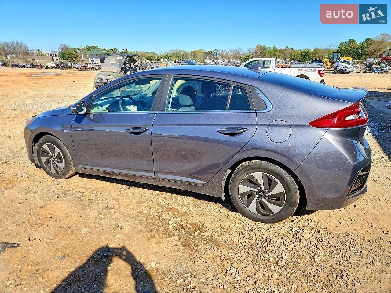 Hyundai Ioniq 2017 VIN KMHC75LCXHU054370 фото оголошення 2 з 13