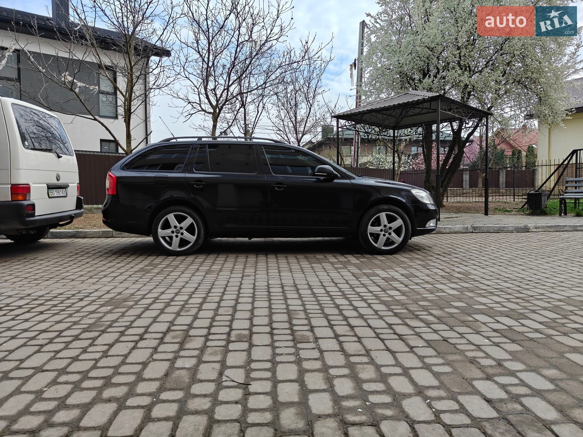 Skoda Octavia 2010 VIN TMBKK61Z6B2050444 фото оголошення 10 з 26