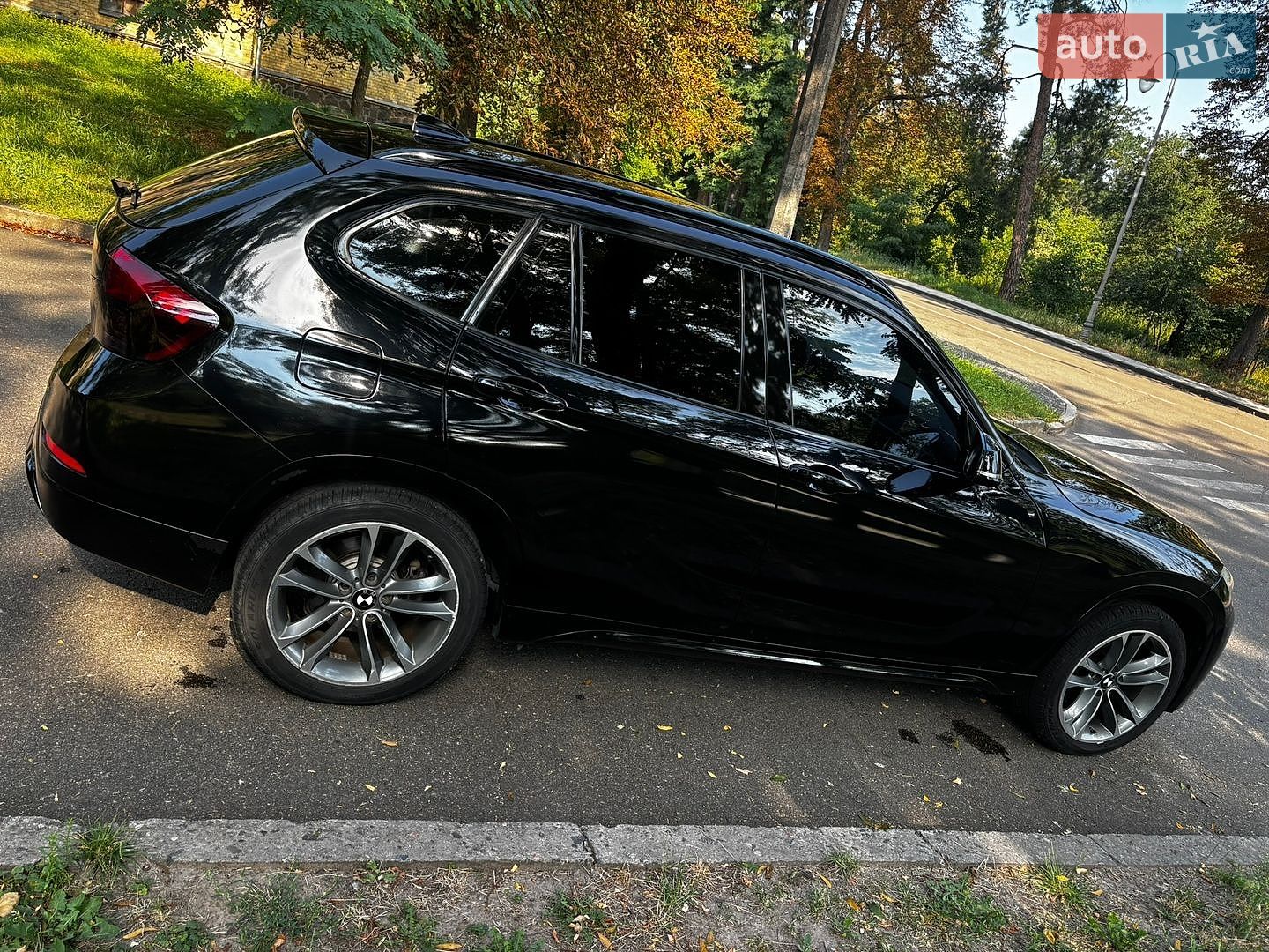 BMW X1 2014 VIN WBAVM1C5XEVW56575 фото оголошення 10 з 22