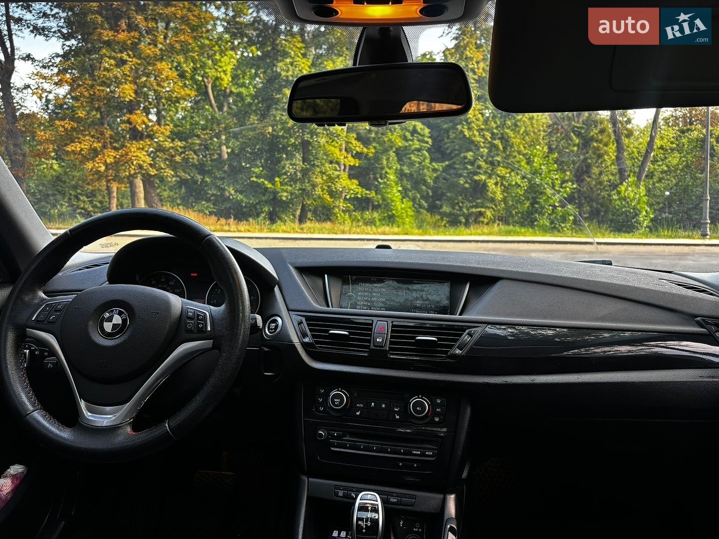 BMW X1 2014 VIN WBAVM1C5XEVW56575 фото оголошення 21 з 22