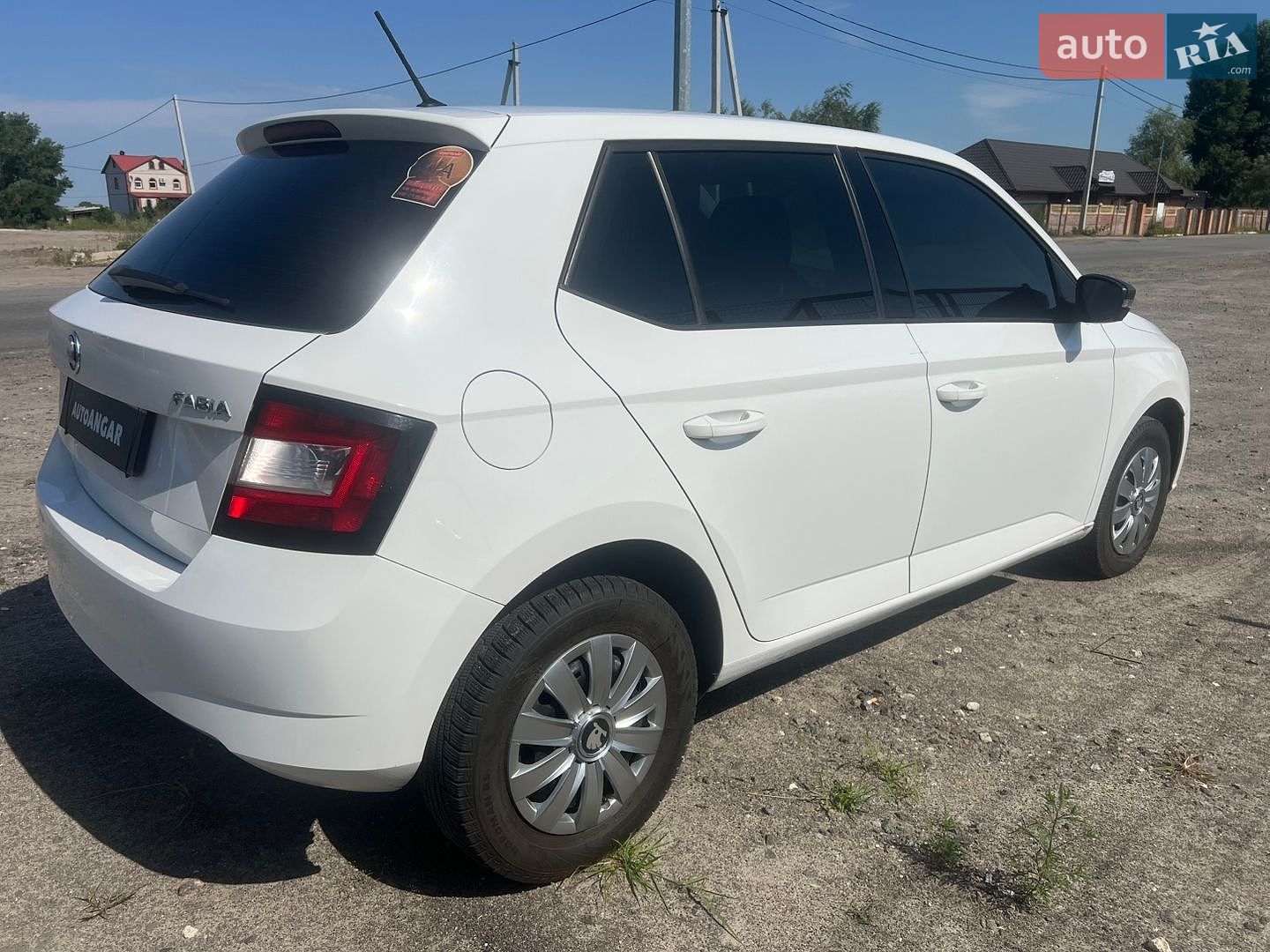 Skoda Fabia 2016 VIN TMBEB2NJ0HB500592 фото оголошення 3 з 22