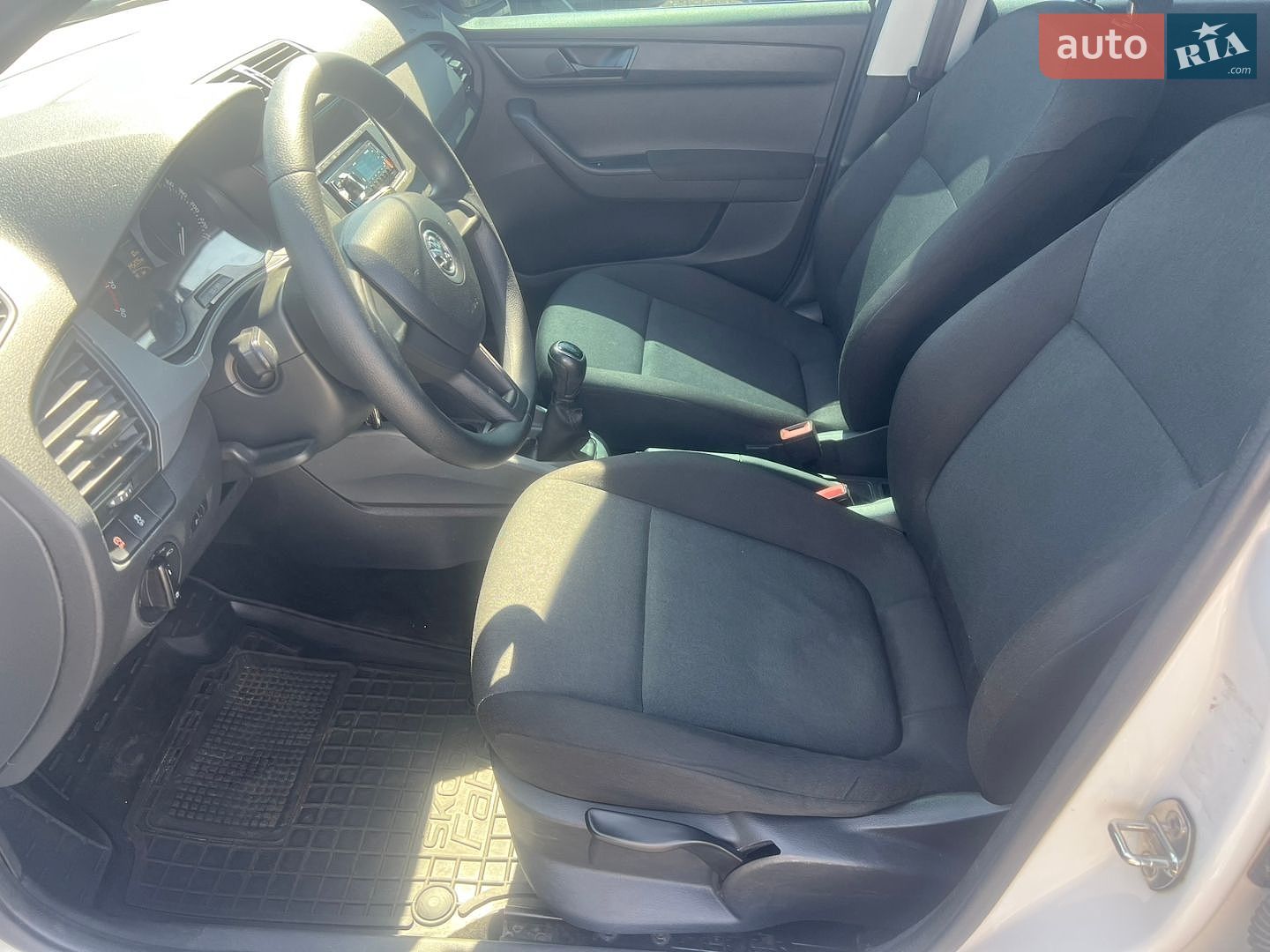 Skoda Fabia 2016 VIN TMBEB2NJ0HB500592 фото оголошення 10 з 22