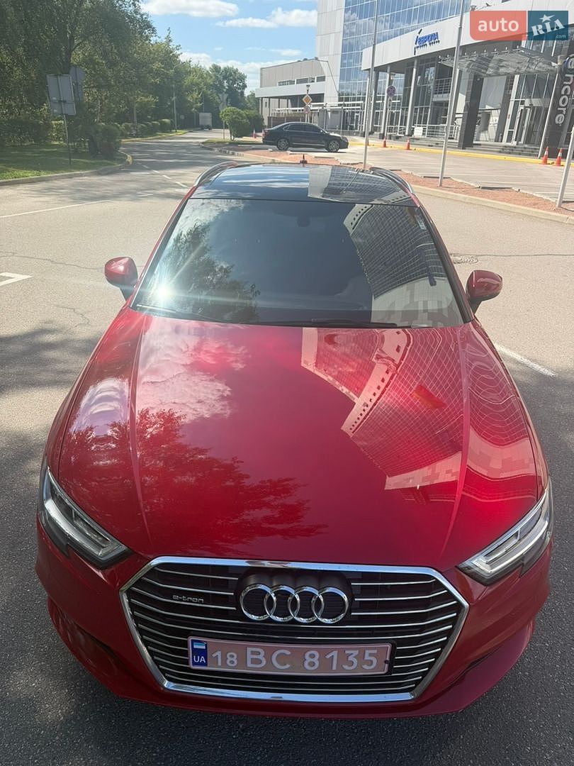 Audi A3 2018 VIN WAUSPBFF5JA154904 фото оголошення 6 з 16