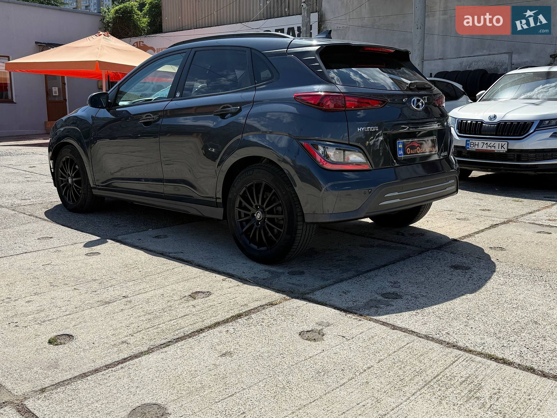 Hyundai Kona Electric 2022 VIN TMAK281HFNJ052338 фото оголошення 9 з 46