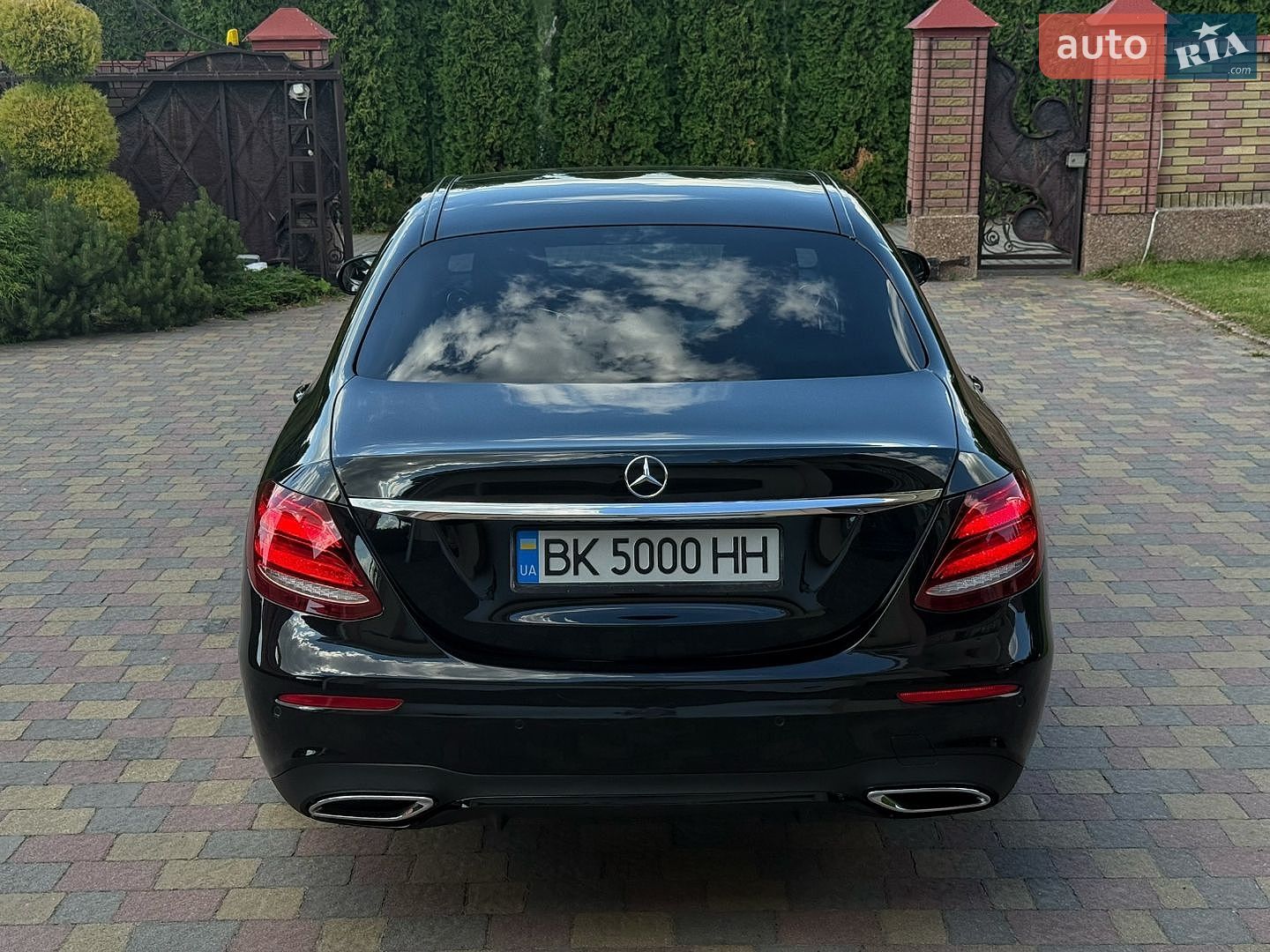 Mercedes-Benz E-Class 2017 VIN WDD2130041A241495 фото оголошення 12 з 62