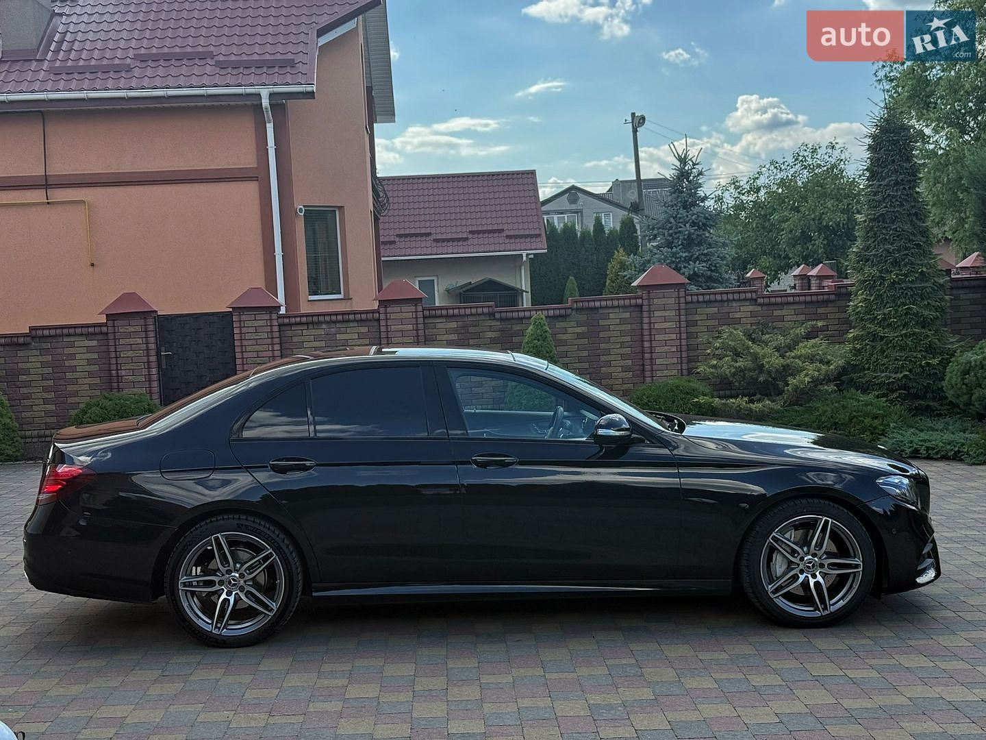 Mercedes-Benz E-Class 2017 VIN WDD2130041A241495 фото оголошення 18 з 62