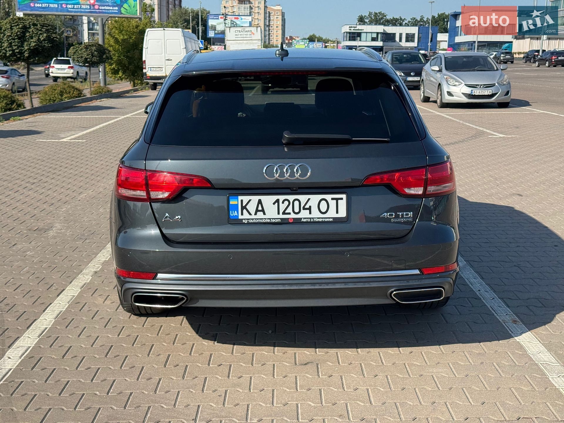Audi A4 2019 VIN WAUZZZF47KA079169 фото оголошення 2 з 38