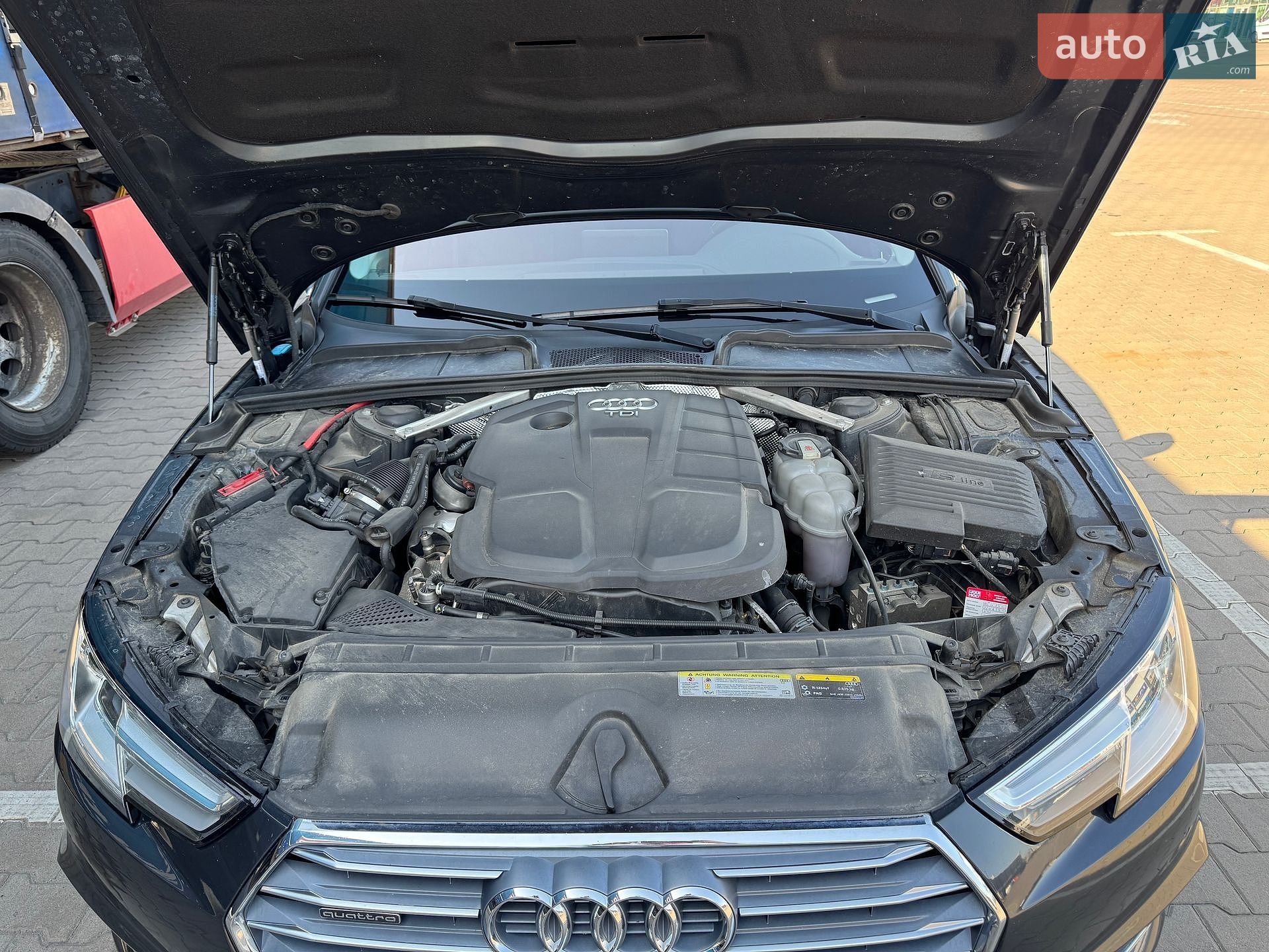 Audi A4 2019 VIN WAUZZZF47KA079169 фото оголошення 37 з 38
