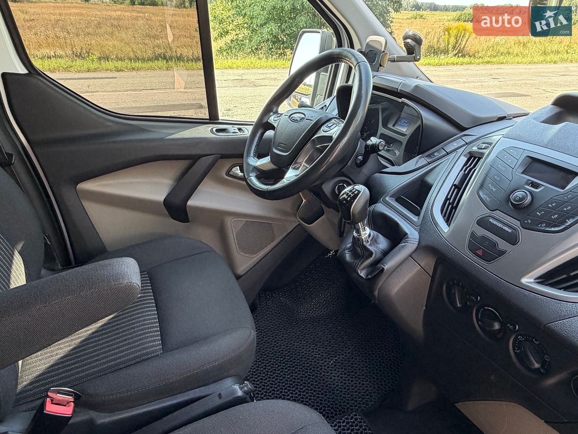Ford Tourneo Custom 2013 VIN WF03XXTTG3DR85721 фото оголошення 17 з 19
