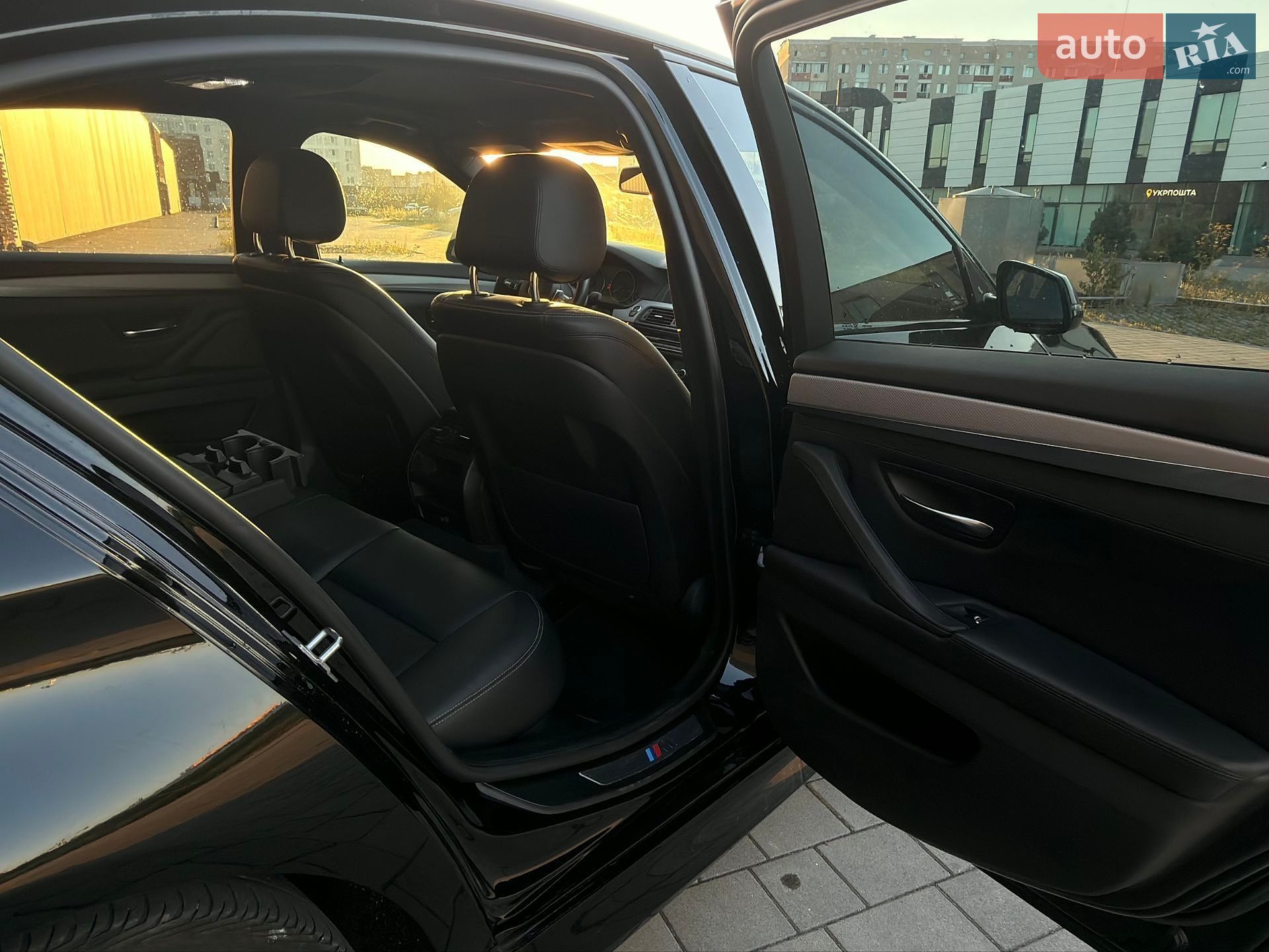 BMW 5 Series 2014 VIN WBA5A5C52ED504943 фото оголошення 16 з 27