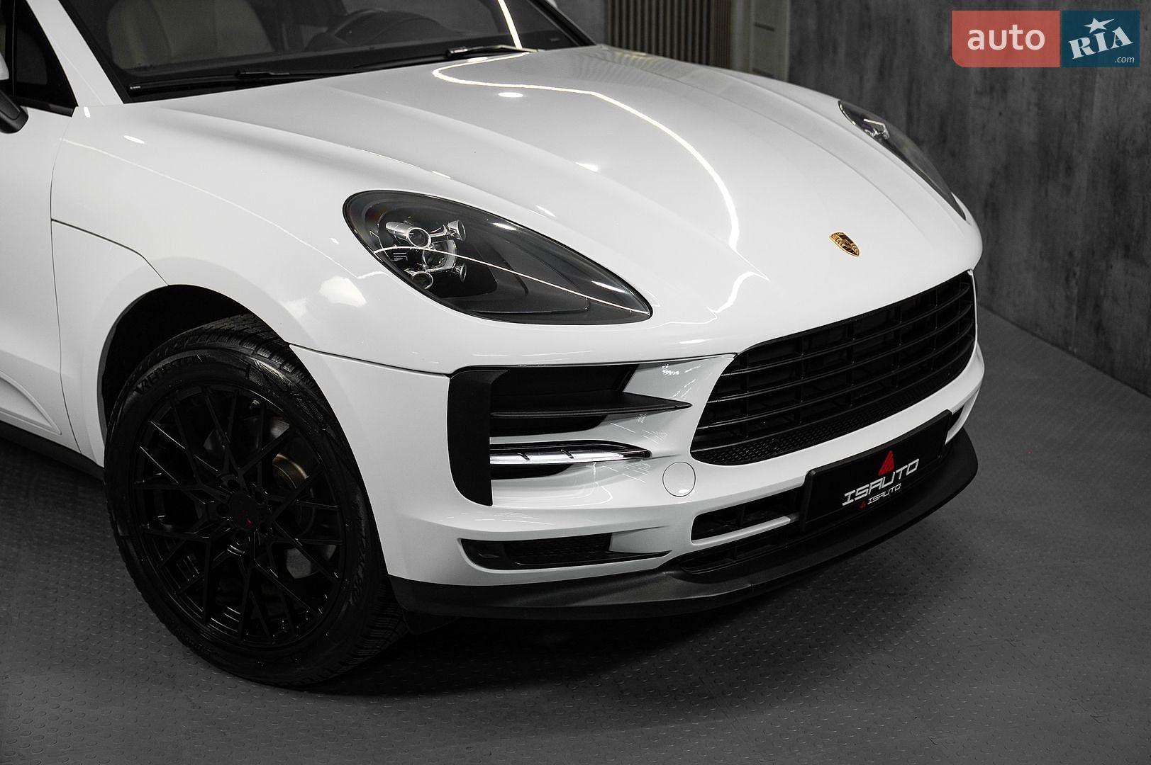 Porsche Macan 2019 VIN WP1AA2A54LLB02037 фото оголошення 3 з 31