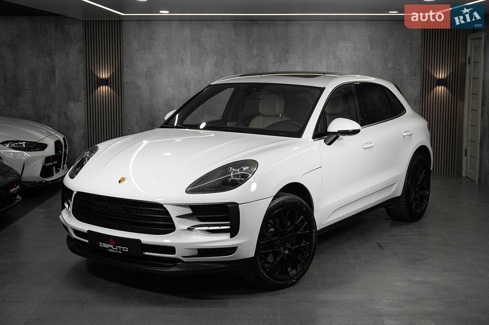 Porsche Macan 2019 VIN WP1AA2A54LLB02037 фото оголошення 7 з 31