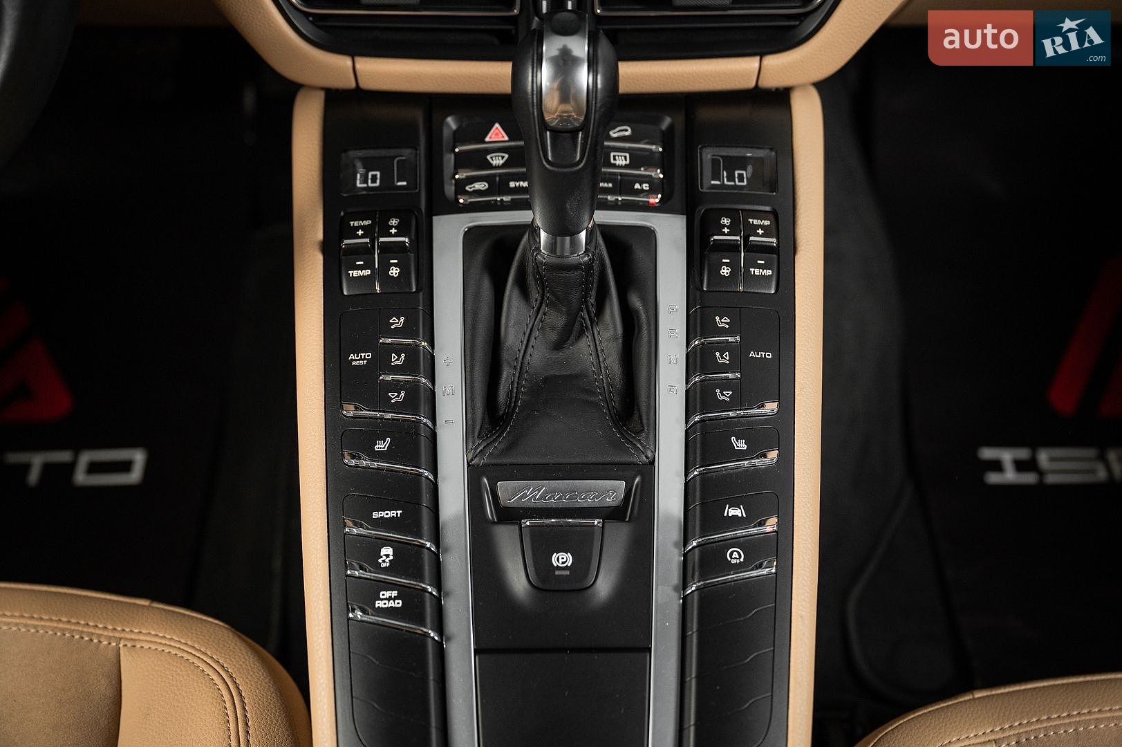 Porsche Macan 2019 VIN WP1AA2A54LLB02037 фото оголошення 27 з 31