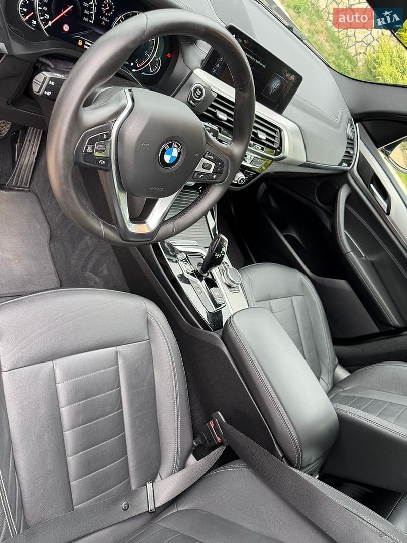 BMW X3 2018 VIN WBATX31030LC28372 фото оголошення 12 з 25