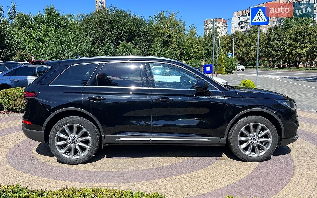 Lincoln Corsair 2021 VIN 5LMCJ1D95MUL08121 фото оголошення 8 з 27