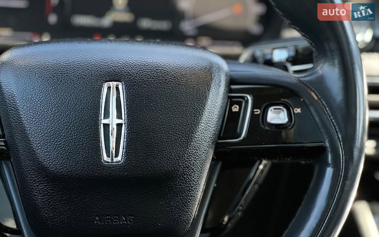 Lincoln Corsair 2021 VIN 5LMCJ1D95MUL08121 фото оголошення 13 з 27