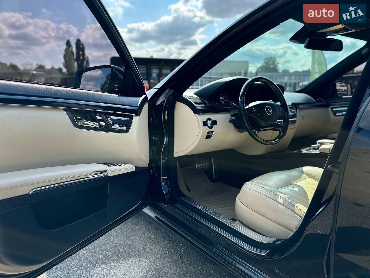 Mercedes-Benz S-Class 2010 VIN WDD2211861A362840 фото оголошення 14 з 19