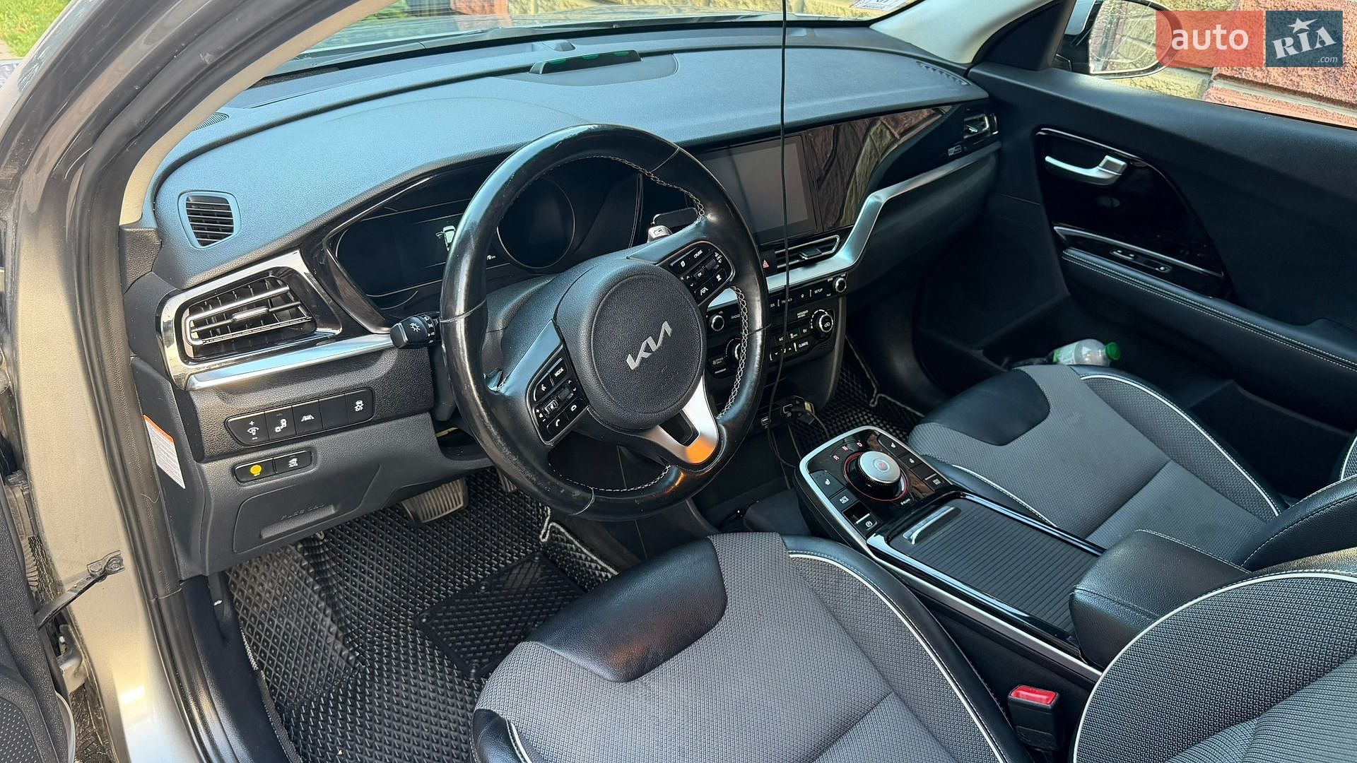 Kia Niro 2022 VIN KNDCC3LG4N5161184 фото оголошення 22 з 34