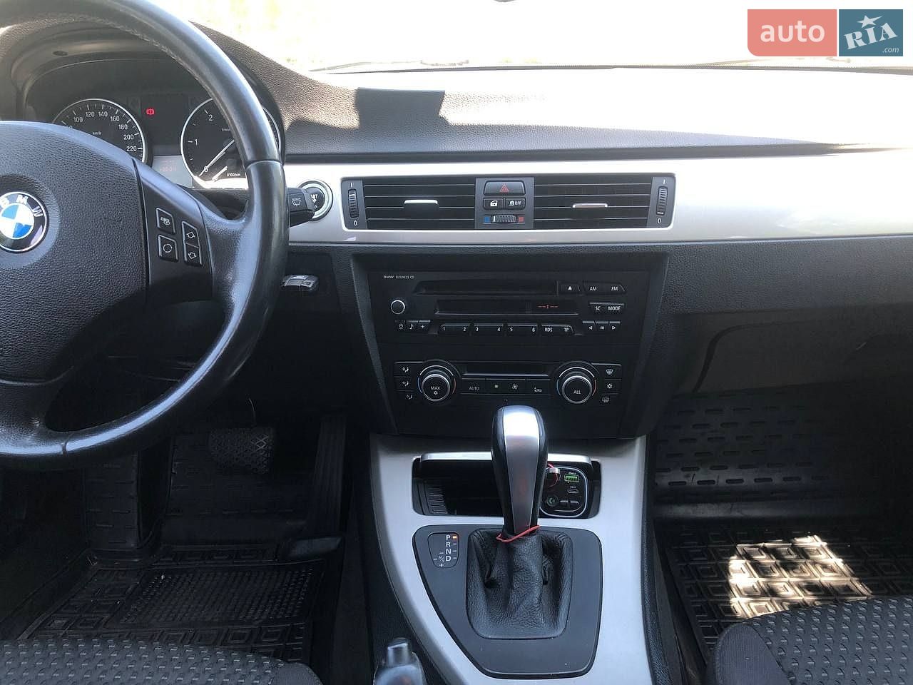BMW 3 Series 2012 VIN WBAUT310X0F212522 фото оголошення 13 з 17