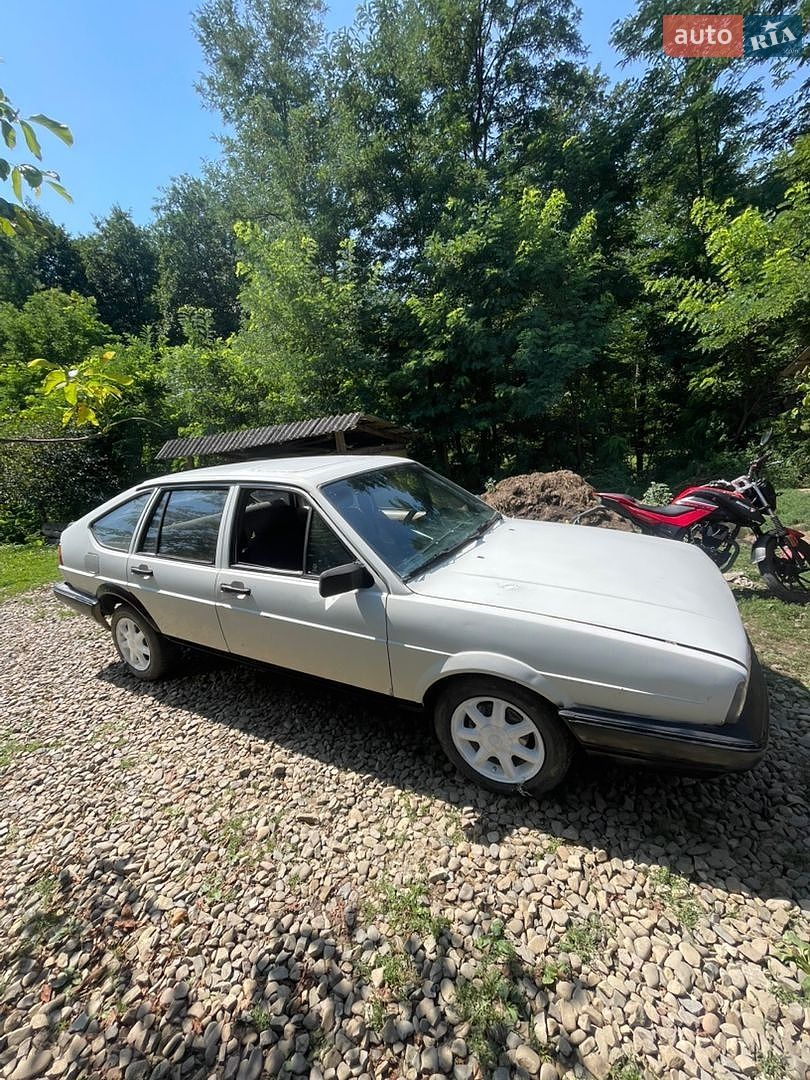 Volkswagen Passat 1986 VIN WVWZZZ32ZGE093075 фото оголошення 78 з 80