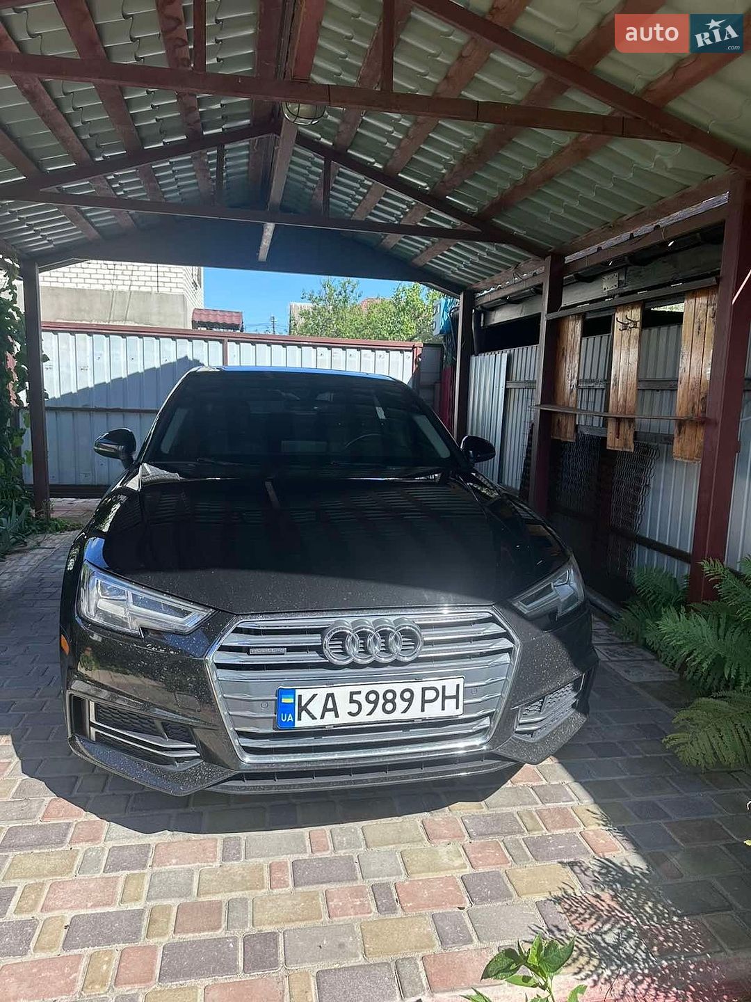 Audi A4 2018 VIN WAUENAF45JA181838 фото оголошення 8 з 19