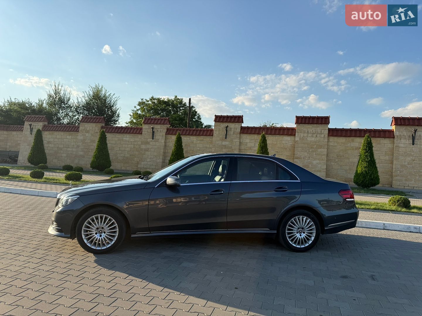 Mercedes-Benz E-Class 2015 VIN WDD2120111B305810 фото оголошення 2 з 11