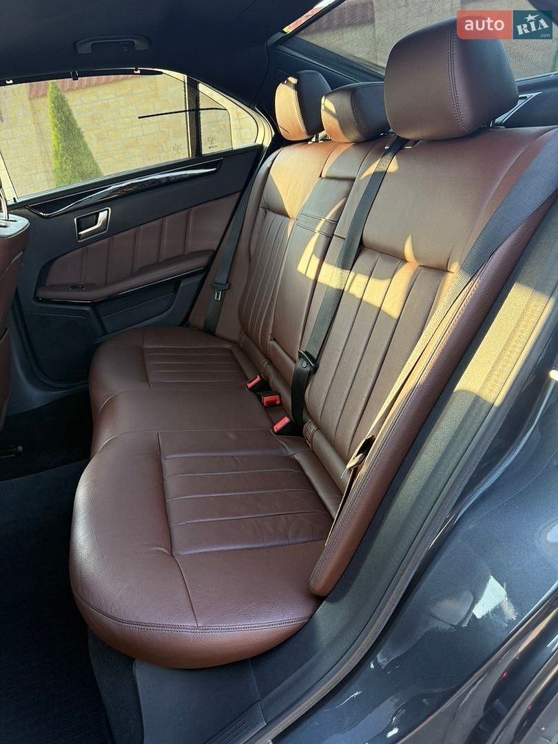 Mercedes-Benz E-Class 2015 VIN WDD2120111B305810 фото оголошення 4 з 11