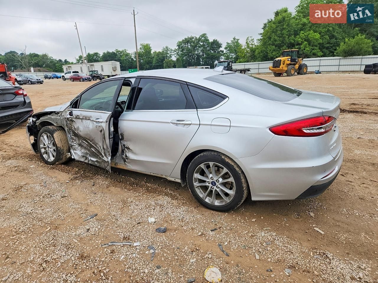 Ford Fusion 2018 VIN 3FA6P0LU4KR106321 фото оголошення 5 з 12
