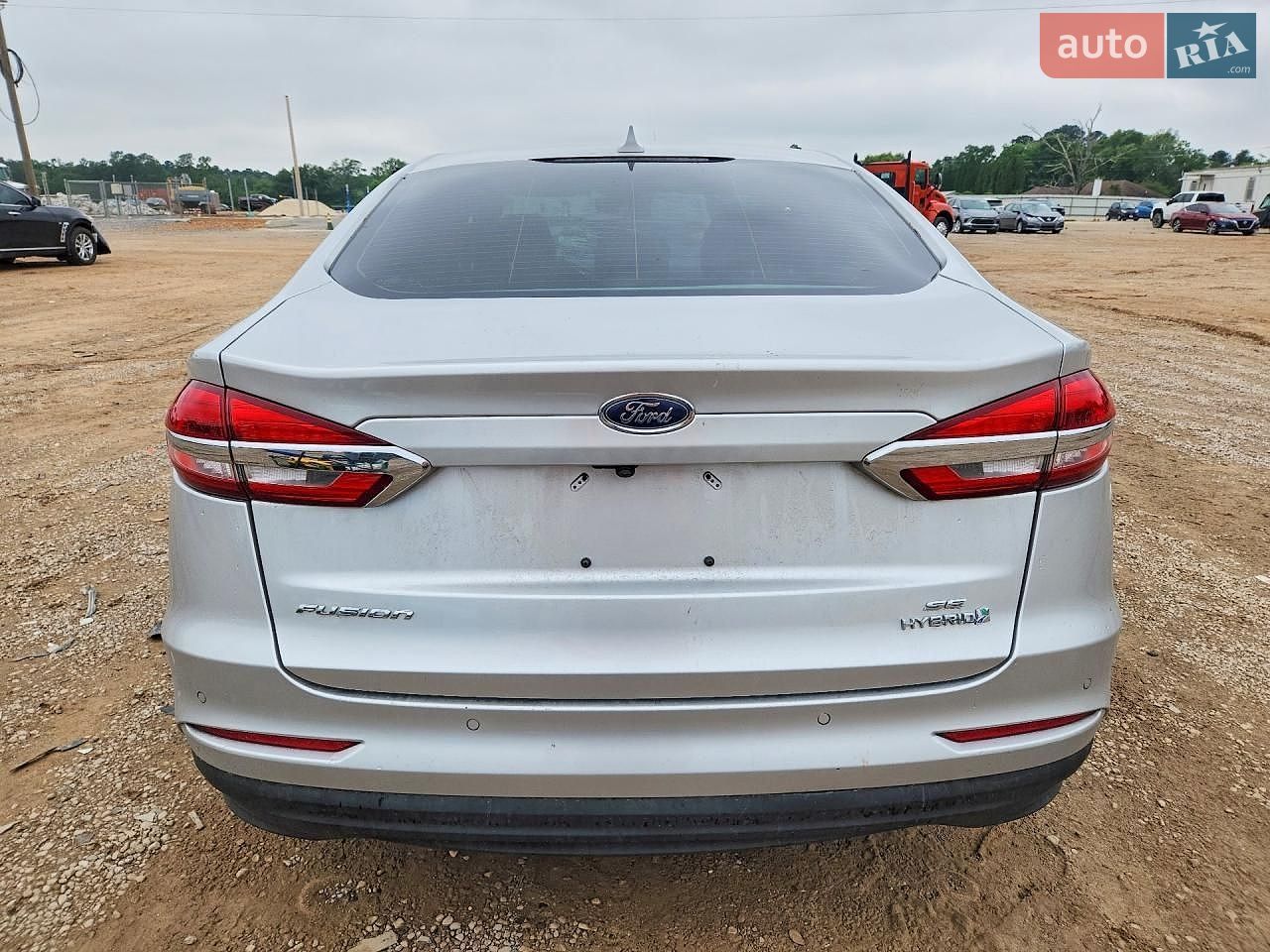 Ford Fusion 2018 VIN 3FA6P0LU4KR106321 фото оголошення 6 з 12