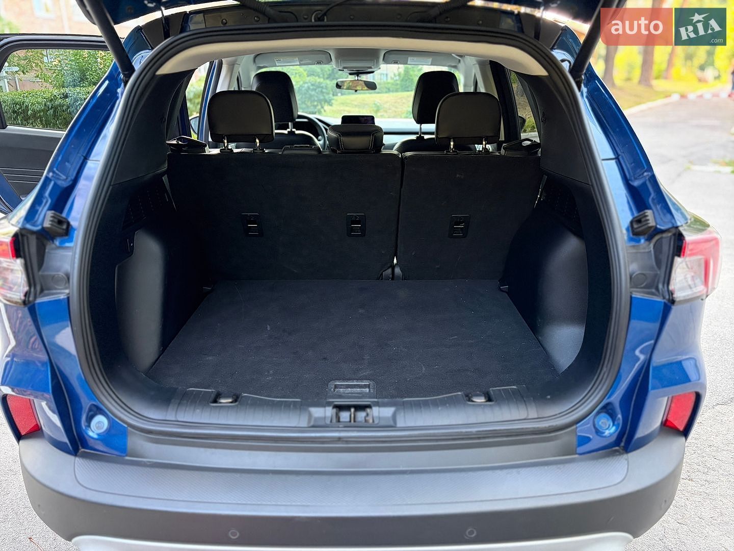 Ford Escape 2022 VIN 1FMCU9H96NUA76018 фото оголошення 15 з 17