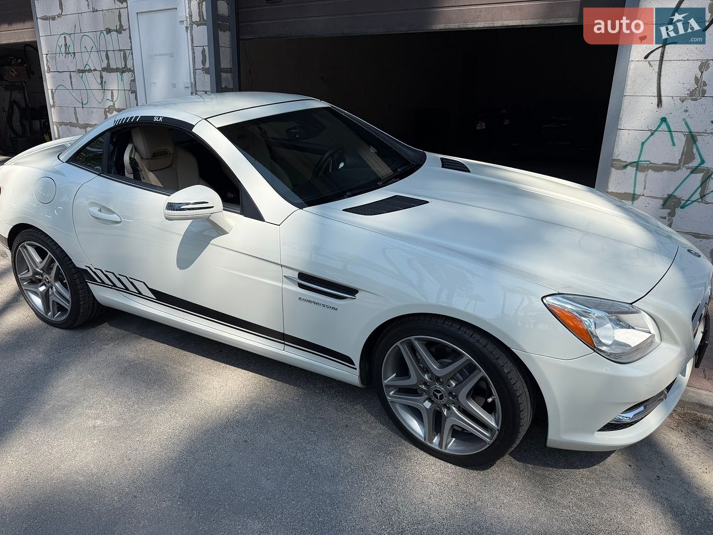 Mercedes-Benz SLK-Class 2012 VIN WDDPK4HA2DF050016 фото оголошення 29 з 35