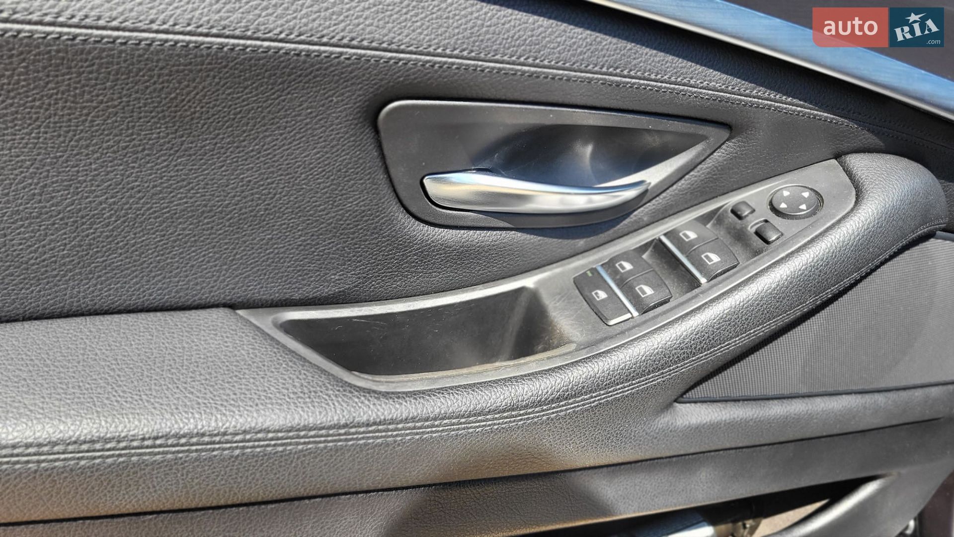 BMW 5 Series 2014 VIN WBA5L31080G076180 фото оголошення 54 з 75