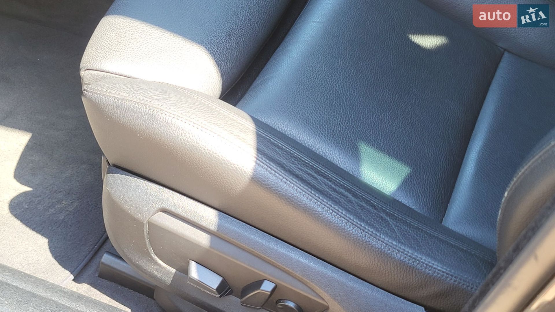 BMW 5 Series 2014 VIN WBA5L31080G076180 фото оголошення 57 з 75