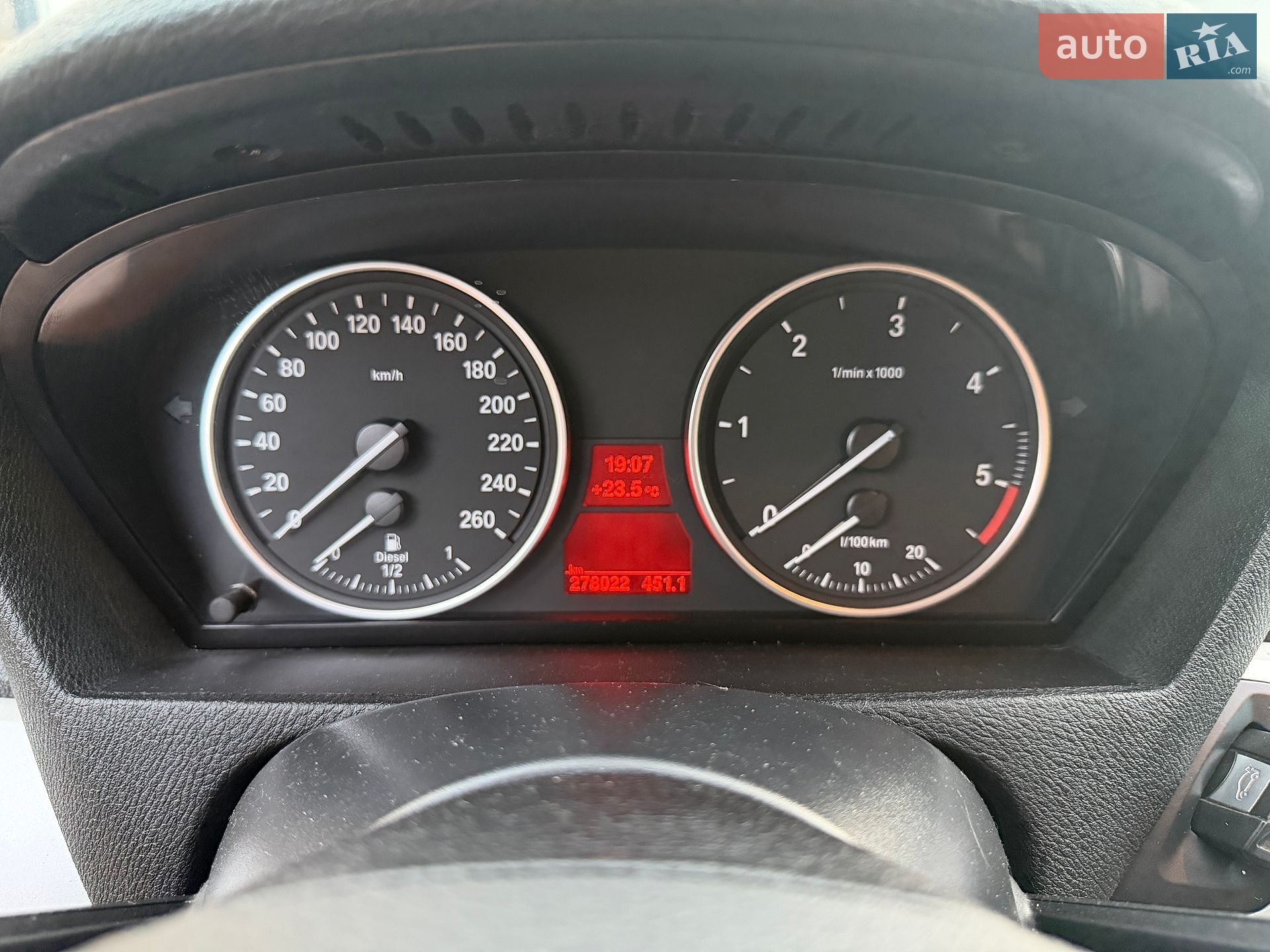 BMW X5 2011 VIN WBAZW41020L826517 фото оголошення 18 з 19