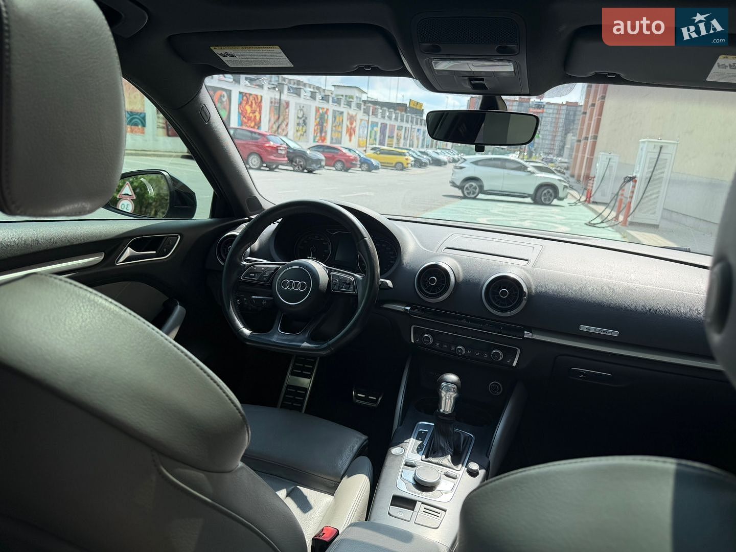 Audi A3 2017 VIN WAUUPBFF4HA080104 фото оголошення 17 з 33