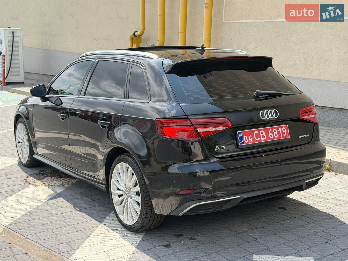 Audi A3 2017 VIN WAUUPBFF4HA080104 фото оголошення 21 з 33
