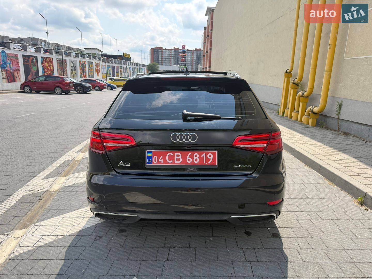 Audi A3 2017 VIN WAUUPBFF4HA080104 фото оголошення 27 з 33