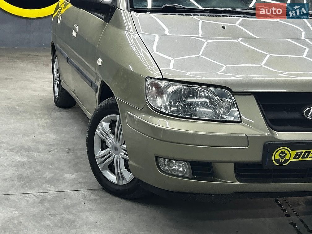 Hyundai Matrix 2003 VIN KMHPM81CP4U133363 фото оголошення 2 з 21