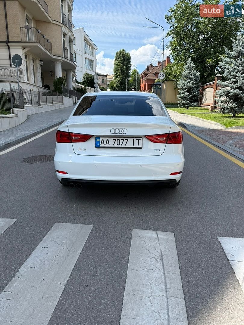 Audi A3 2016 VIN WAUZZZ8V3H1002622 фото оголошення 9 з 24