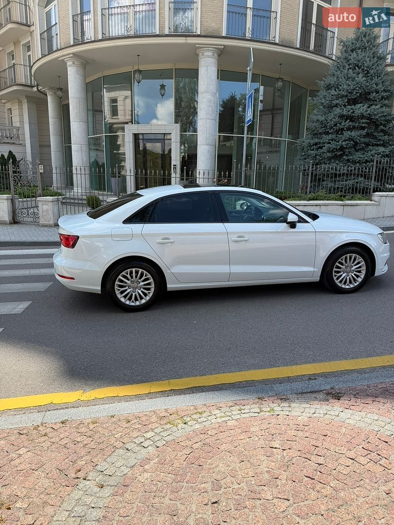Audi A3 2016 VIN WAUZZZ8V3H1002622 фото оголошення 5 з 24