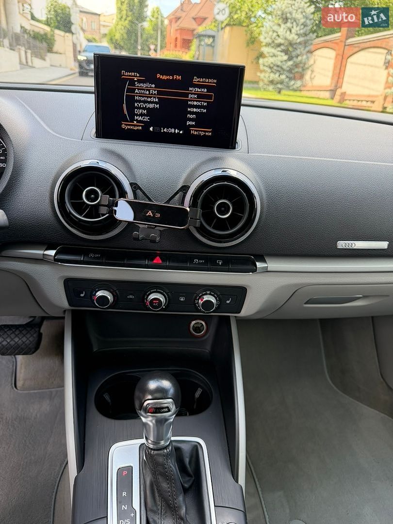 Audi A3 2016 VIN WAUZZZ8V3H1002622 фото оголошення 15 з 24