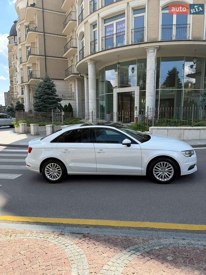Audi A3 2016 VIN WAUZZZ8V3H1002622 фото оголошення 4 з 24