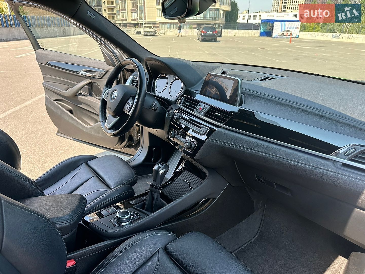 BMW X2 2018 VIN WBXYJ5C38JEF75928 фото оголошення 27 з 31